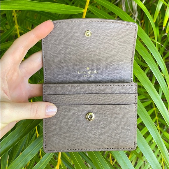 COPY - Kate spade small wallet - Picture 3 of 4